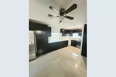 1132 Moffett St, Hallandale Beach, FL 33009 - Photo 9