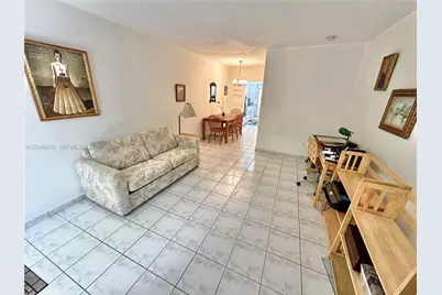8132 Harding Ave #6, Miami Beach, FL 33141 - Photo 5