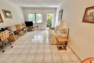 8132 Harding Ave, Miami Beach, FL 33141 - Photo 15