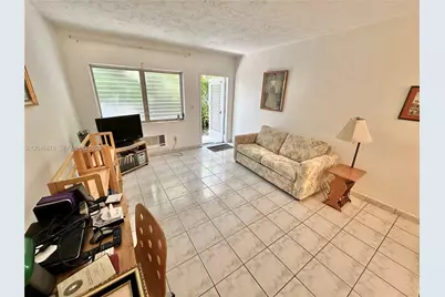 8132 Harding Ave #6, Miami Beach, FL 33141 - Photo 1
