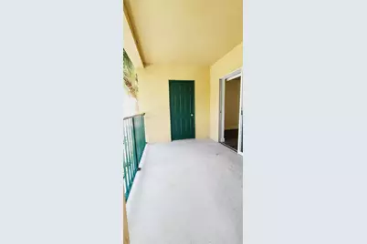 927 Riverside Dr #324, Coral Springs, FL 33071 - Photo 11