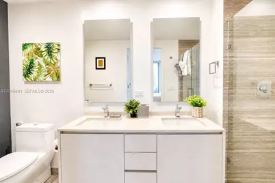1010 Brickell Ave #2402, Miami, FL 33131 - Photo 11