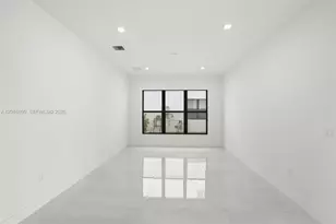 12866 Crane Xing, Palm Beach Gardens, FL 33412 - Photo 11