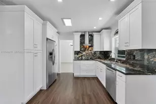 9260 SW 56th St, Miami, FL 33165 - Photo 23