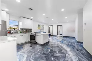 3430 NW 43rd Ave, Lauderdale Lakes, FL 33319 - Photo 5