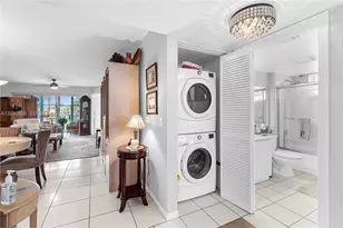 10160 NW 24th Pl, Sunrise, FL 33322 - Photo 3