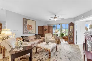 10160 NW 24th Pl, Sunrise, FL 33322 - Photo 11