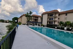 461 Ives Dairy Rd, Miami, FL 33179 - Photo 15