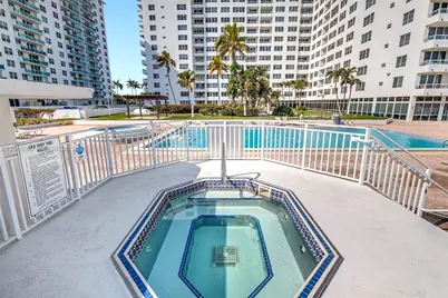 5005 Collins Ave #1224, Miami Beach, FL 33140 - Photo 43