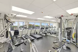 5005 Collins Ave, Miami Beach, FL 33140 - Photo 43