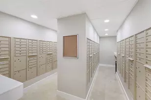 5005 Collins Ave, Miami Beach, FL 33140 - Photo 53