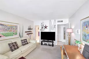 5005 Collins Ave, Miami Beach, FL 33140 - Photo 29