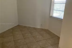 8282 NW 24th St, Coral Springs, FL 33065 - Photo 13