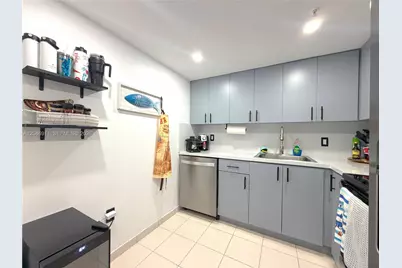 2829 Indian Creek Dr #605, Miami Beach, FL 33140 - Photo 3