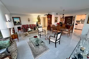 900 Bay Dr, Miami Beach, FL 33141 - Photo 25
