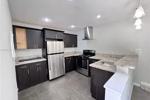1801 NE 50th St, Pompano Beach, FL 33064 - Photo 3
