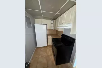 6960 Miami Gardens Dr #2-431A, Hialeah, FL 33015 - Photo 1