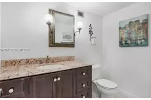 6039 Collins Ave, Miami Beach, FL 33140 - Photo 11