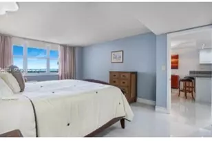 6039 Collins Ave, Miami Beach, FL 33140 - Photo 13