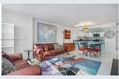 6039 Collins Ave #619, Miami Beach, FL 33140 - Photo 3
