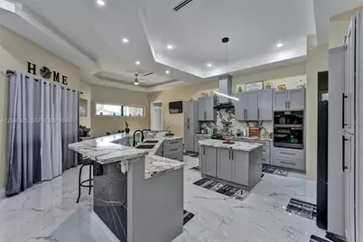 13085 N 78th Pl N, Palm Beach, FL 33412 - Photo 11