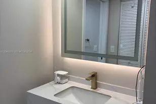 800 SW 125th Way, Pembroke Pines, FL 33027 - Photo 9