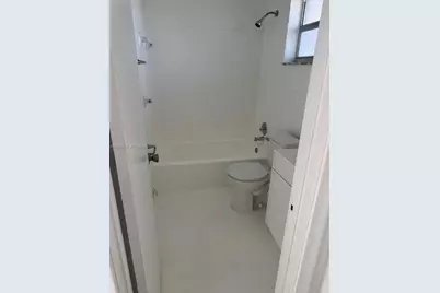 13725 NE 6th Ave #402, North Miami, FL 33161 - Photo 3