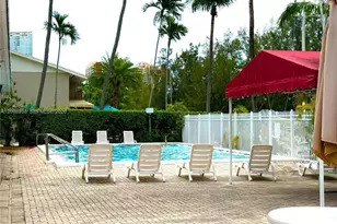 3660 NE 166th St, North Miami Beach, FL 33160 - Photo 15