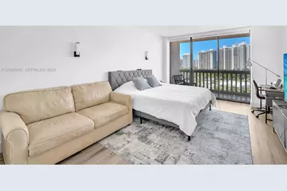 1000 W Island Blvd #1206, Aventura, FL 33160 - Photo 23