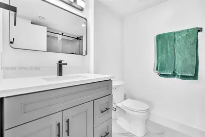 1000 W Island Blvd #1206, Aventura, FL 33160 - Photo 21