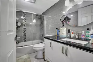 20515 E Country Club Dr, Aventura, FL 33180 - Photo 11