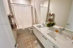 8256 NW 48th Terrace, Doral, FL 33166 - Photo 13