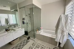 8256 NW 48th Terrace, Doral, FL 33166 - Photo 19