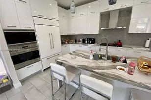 8256 NW 48th Terrace, Doral, FL 33166 - Photo 11
