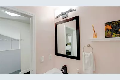 1237 NW 125th Ter, Sunrise, FL 33323 - Photo 31