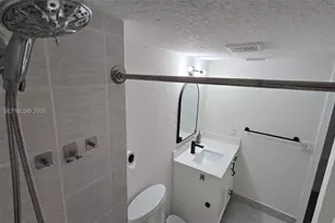 391 Ivy Ln, Weston, FL 33326 - Photo 27
