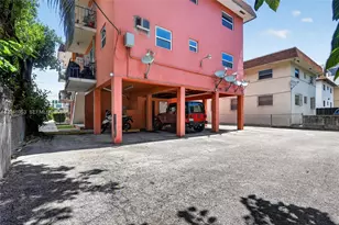 458 SW 9th St, Miami, FL 33130 - Photo 19