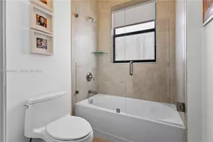 8774 NW 103rd Ave, Doral, FL 33178 - Photo 31