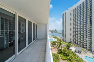 1717 N N Bayshore Dr, Miami, FL 33132 - Photo 9