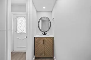 2408 NE 10th St, Hallandale Beach, FL 33009 - Photo 3