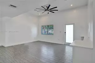9240 54th St, Cooper City, FL 33328 - Photo 23