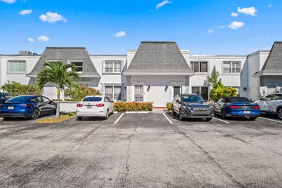 801 NE 27th Ave, Hallandale Beach, FL 33009 - Photo 1