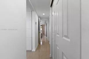 8550 Byron Ave, Miami Beach, FL 33141 - Photo 21
