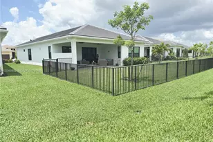 5444 SW Saint Armands Way, Loxahatchee, FL 33470 - Photo 27