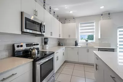 21189 SW 127th Ct, Miami, FL 33177 - Photo 13