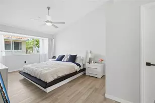 3715 Valais Dr, Hollywood, FL 33021 - Photo 23