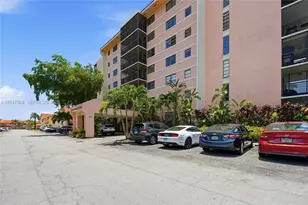 20840 San Simeon Way, Miami, FL 33179 - Photo 3