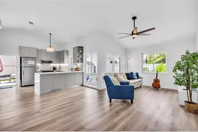681 Pine Ridge Ter, Davie, FL 33325 - Photo 3