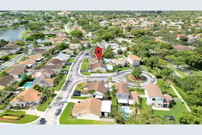 681 Pine Ridge Ter, Davie, FL 33325 - Photo 33