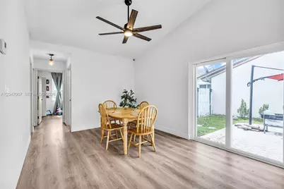 681 Pine Ridge Ter, Davie, FL 33325 - Photo 9